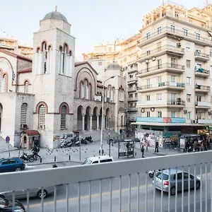 Petit 2 Θεσσαλονίκη